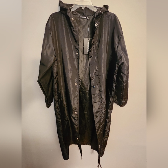 NWT PLT PrettyLittleThing Black Longline Windbreaker Size 6 - Picture 9 of 16